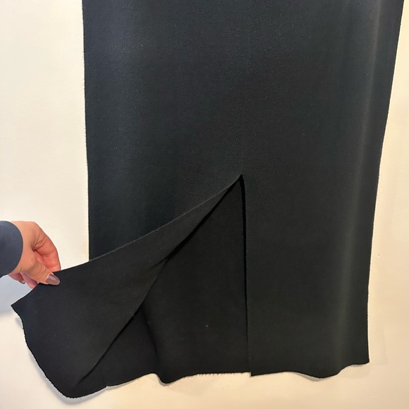 St Michael from Mark and Spencer Black Pencil Skirt - Picture 4 of 8